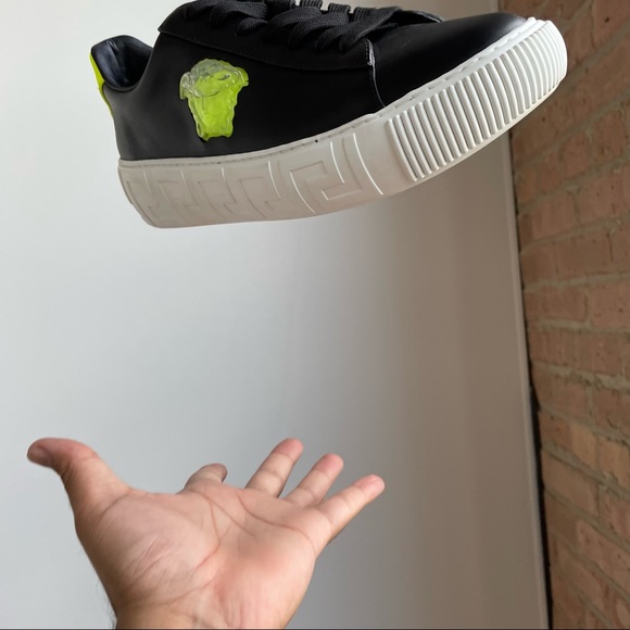 VERSACE GRECA LEATHER SNEAKER (US 10) - Picture 12 of 14